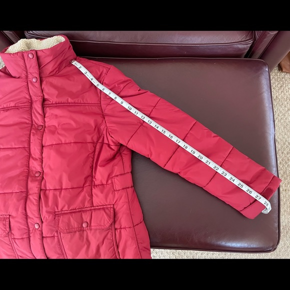 Lands' End Insulated Jacket with Sherpa Inner Collar - Picture 11 of 12